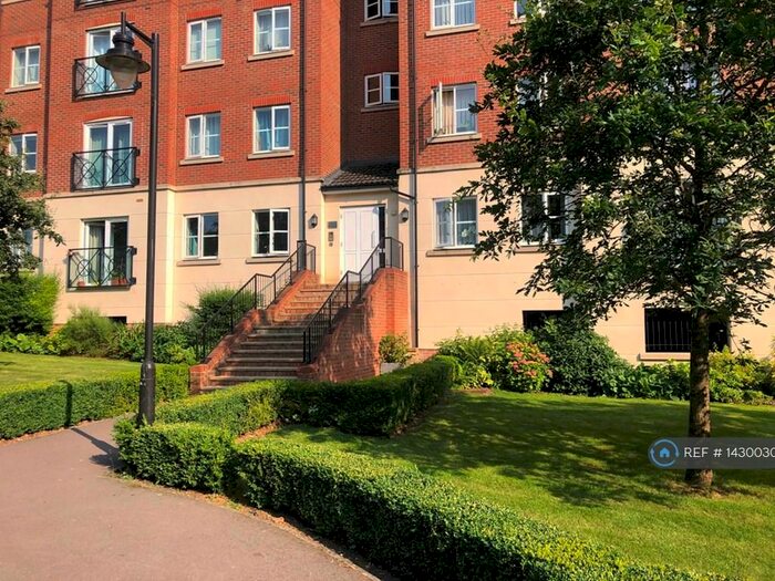 2 Bedroom Flat To Rent In Viridian Square, Aylesbury, HP21