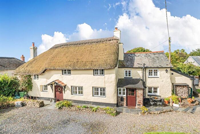3 Bedroom Detached House For Sale In High Bickington, Umberleigh, EX37