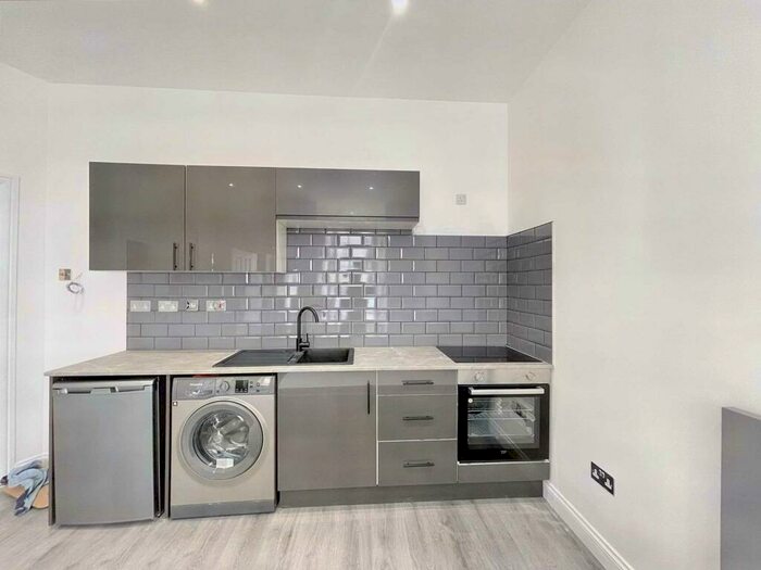 Apartment To Rent In Belle Vue Crescent, Southbourne, BH6