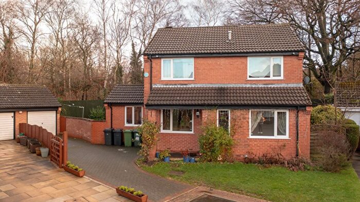 4 Bedroom Detached House For Sale In Plane Tree Avenue, Alwoodley, LS17