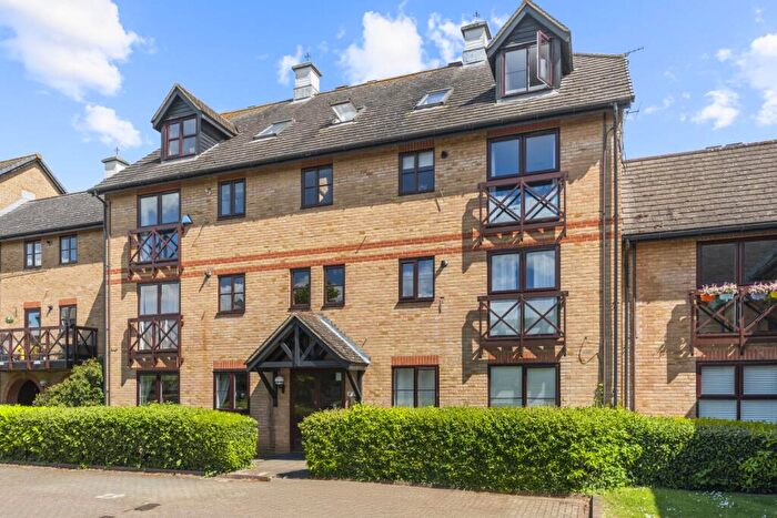 1 Bedroom Apartment For Sale In Lawrence Moorings, Sheering Mill Lane, Sawbridgeworth, Essex, CM21