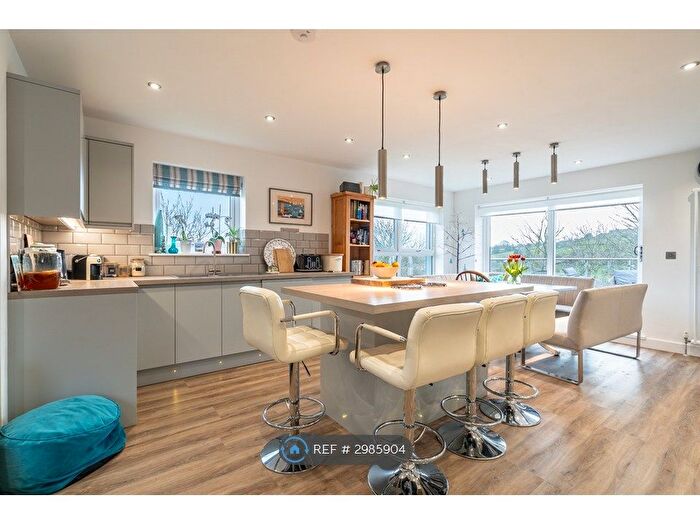 5 Bedroom Detached House To Rent In Polsethow, Penryn, TR10