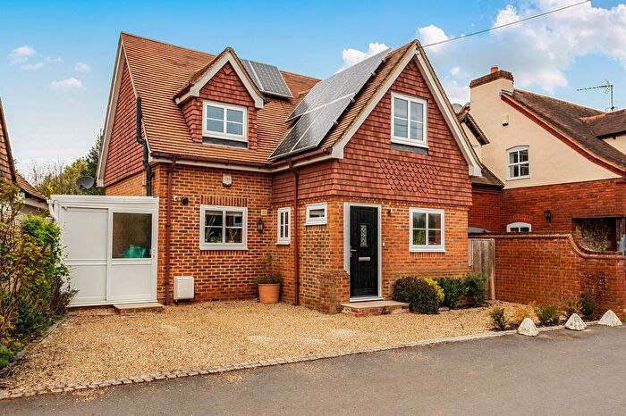 3 Bedroom Detached House For Sale In Riverside, Eynsford, DA4