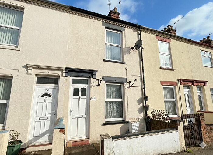 3 Bedroom Terraced House For Sale In Granville Road, Cobholm, NR31