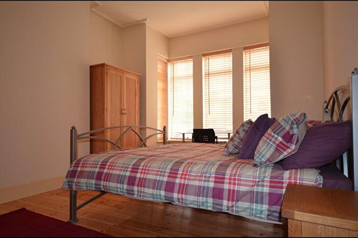 4 Bedroom Terraced House To Rent In Luton, Bedfordshire, LU1