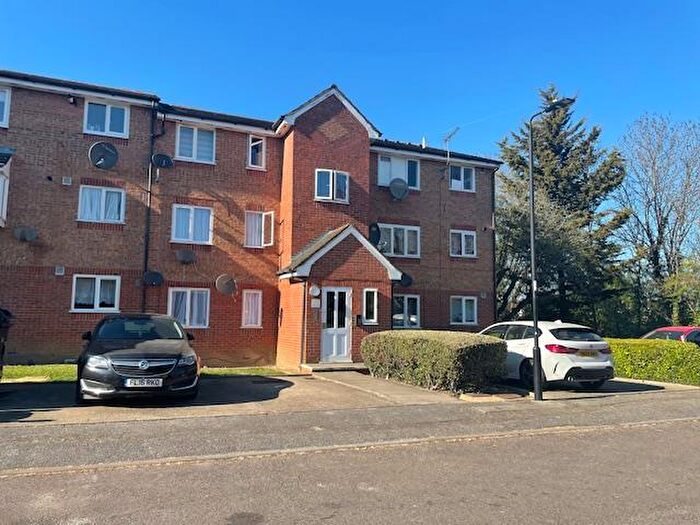 1 Bedroom Flat To Rent In Streamside Close, Edmonton, N9