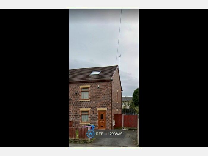 3 Bedroom End Of Terrace House To Rent In Croxteth Hall Lane, Croxteth, Liverpool, L11