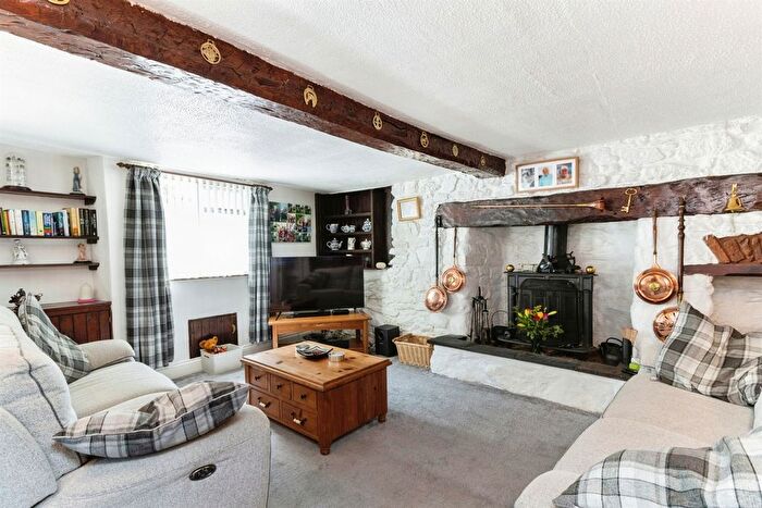 2 Bedroom End Of Terrace House For Sale In Eaton Place, Paignton, TQ4
