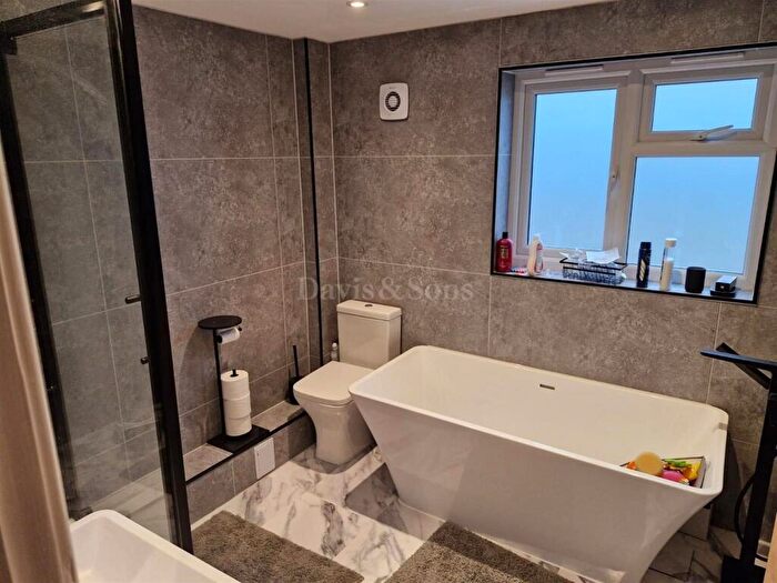 4 Bedroom Detached House For Sale In Manor Park, Newbridge, Newport., NP11