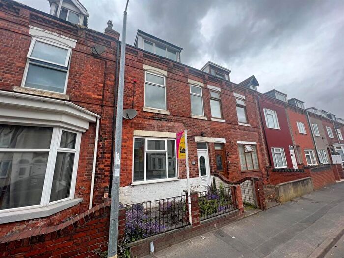 4 Bedroom Terraced House For Sale In Jefferson Street, Goole, DN14