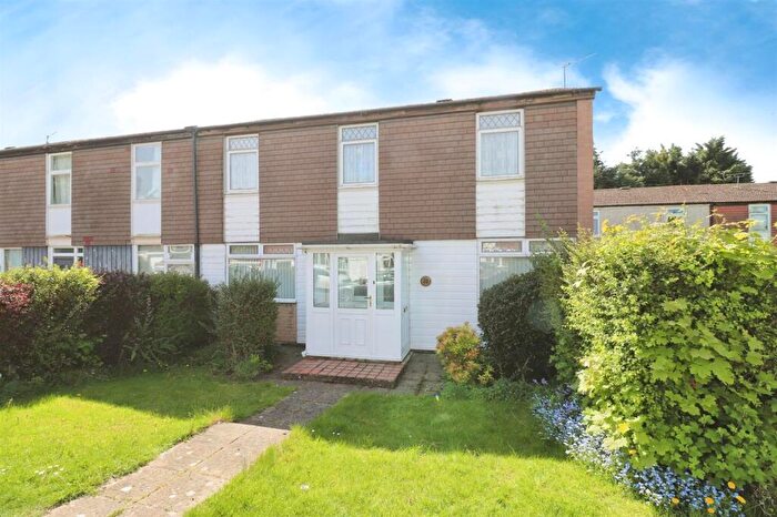 3 Bedroom End Of Terrace House For Sale In Faultlands Close, Nuneaton, CV11