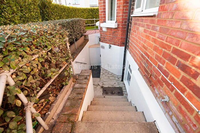 Studio To Rent In Carnarvon Road, Reading, RG1