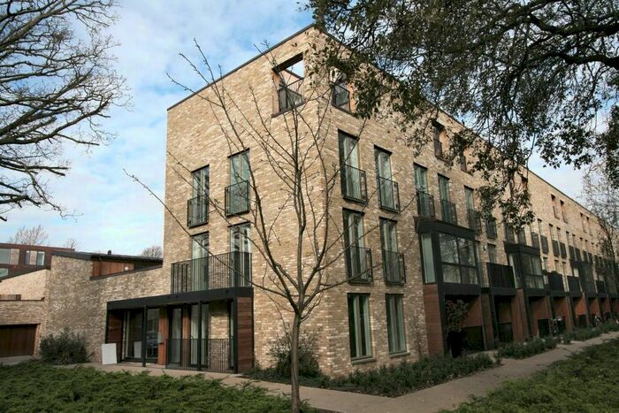 4 Bedroom Terraced House To Rent In Aberdeen Avenue, Cambridge, CB2