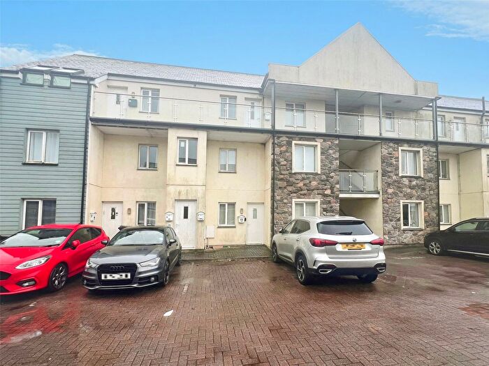 2 Bedroom Flat For Sale In North Parade, Camborne, Cornwall, TR14