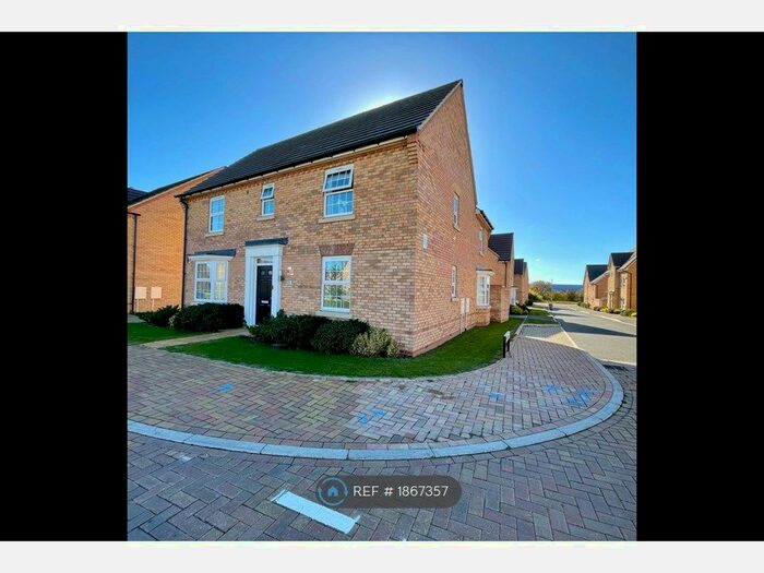4 Bedroom Detached House To Rent In Montague Crescent, Brooklands, Milton Keynes, MK10