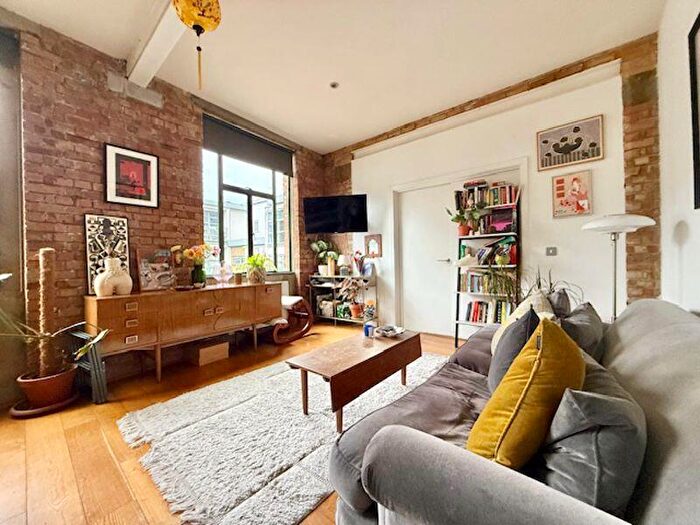 1 Bedroom Flat For Sale In Minerva Street, E2