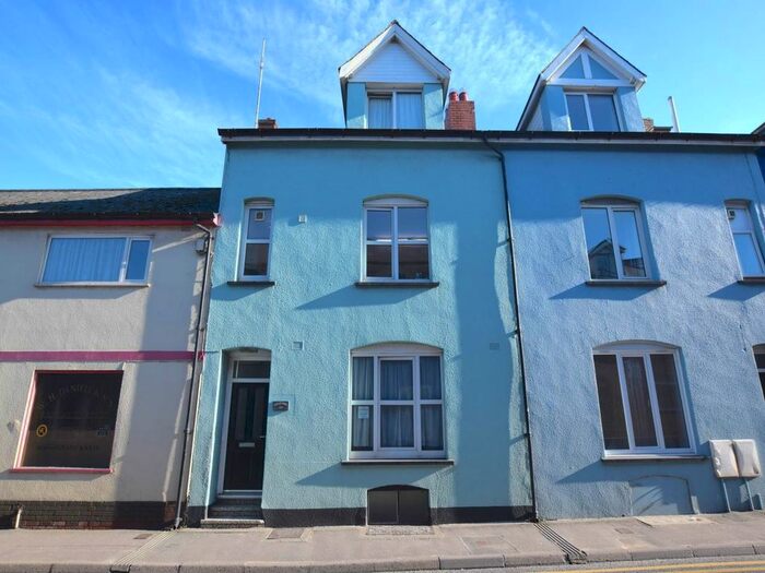 1 Bedroom Flat To Rent In Basement Flat Mill Street, Aberystwyth, Ceredigion, SY23