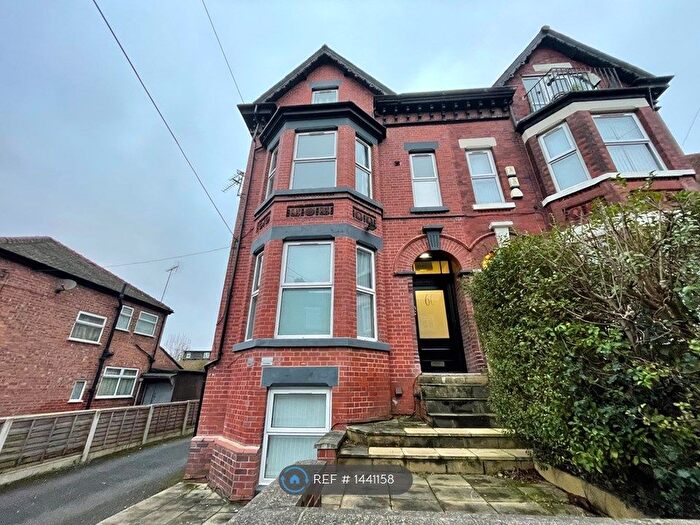 2 Bedroom Flat To Rent In Clarendon Road, Manchester, M16