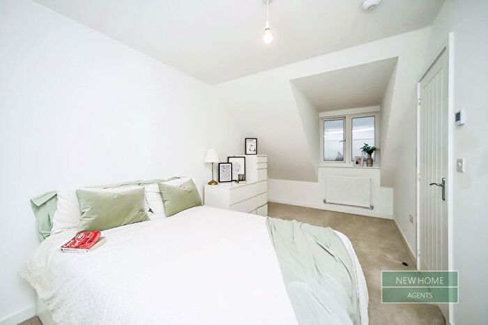 3 Bedroom End Of Terrace House For Sale In Bullion Grove, North Petherton, Bridgwater, TA6