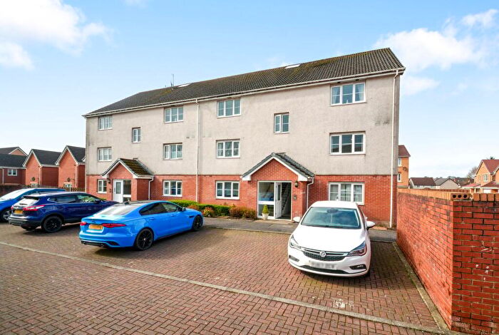 2 Bedroom Flat For Sale In Auchenkist Place, Kilwinning, KA13