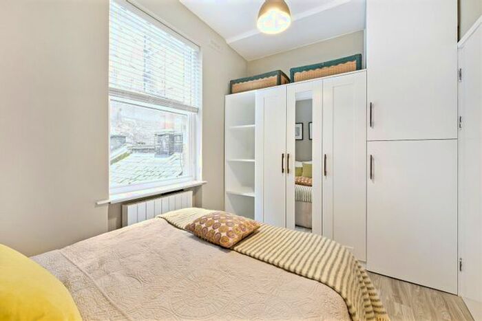 1 Bedroom Flat To Rent In New Cavendish Street, Fitzrovia, London, W1W