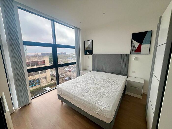 1 Bedroom Flat To Rent In Silbury Boulevard, Central Milton Keynes, Milton Keynes, MK9