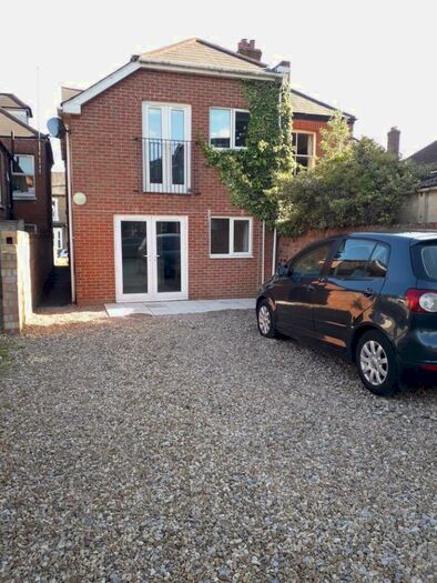 2 Bedroom Flat To Rent In Ordnance Road, Southampton, SO15