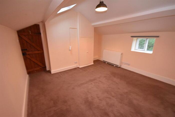 2 Bedroom Cottage To Rent In Red Hill Road, Storeton, CH63