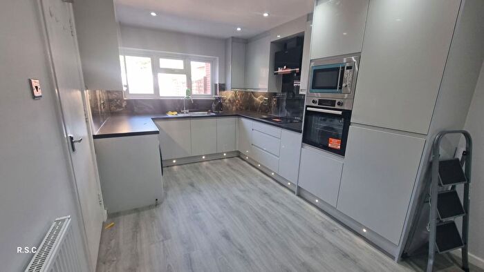 4 Bedroom Terraced House To Rent In Hobart Road, Hayes, UB4