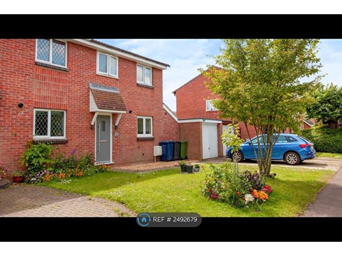 3 Bedroom Semi-Detached House To Rent In Laxton Avenue, Hardwick, CB23