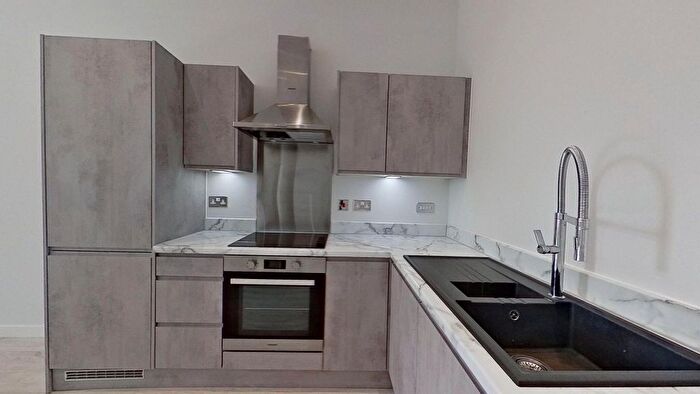 2 Bedroom Flat To Rent In Atkinson Street, Leeds, LS10