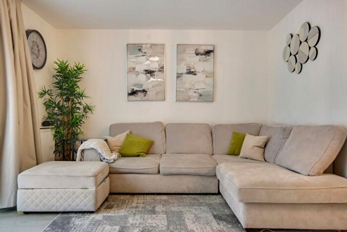 3 Bedroom Semi-Detached House For Sale In Trayne Heights, Barnstaple, Devon, EX31