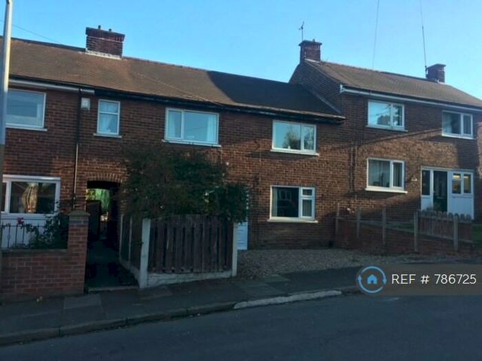 3 Bedroom Terraced House To Rent In Elliott Drive, Rotherham, S61