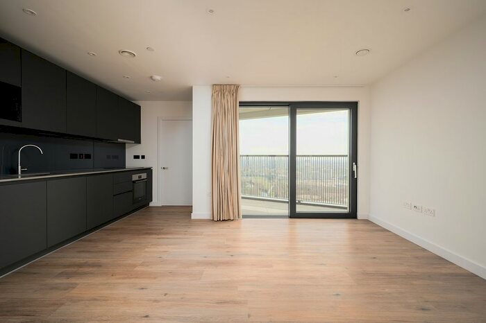 2 Bedroom Flat To Rent In Riverstone Heights, Reed Avenue, London, E3