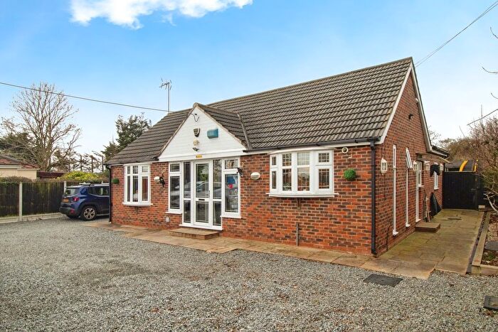2 Bedroom Detached Bungalow For Sale In Cranfield Park Avenue, North Benfleet, Wickford, SS12