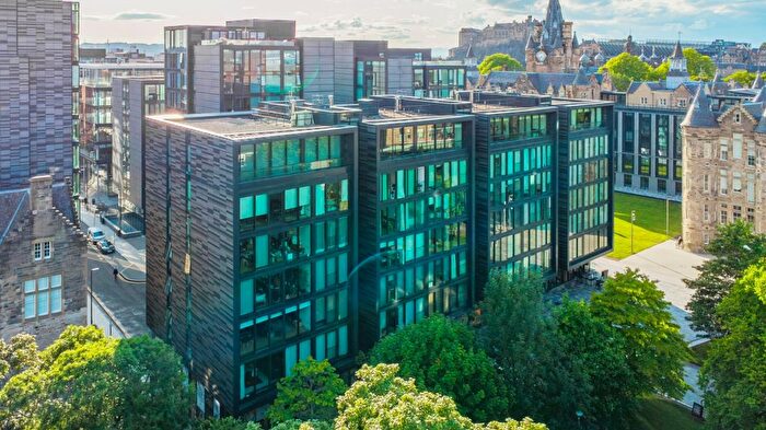 3 Bedroom Flat For Sale In / Simpson Loan, Quartermile, Edinburgh, EH3