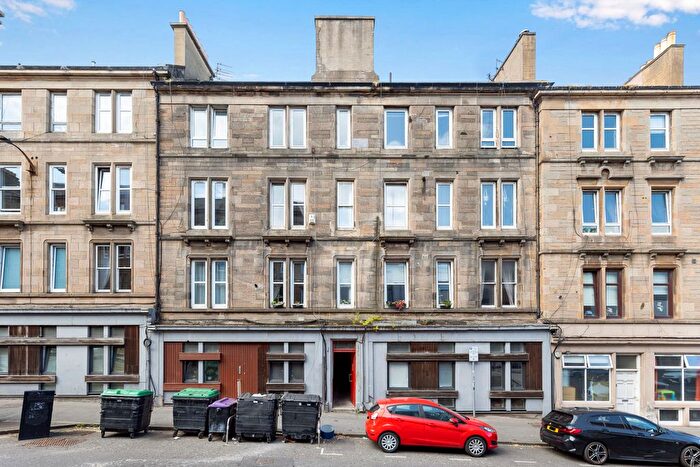 2 Bedroom Flat For Sale In / Easter Road, Leith, Edinburgh, EH6