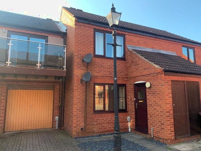 2 Bedroom Flat To Rent In Boatswain Croft, Hull Marina, HU1