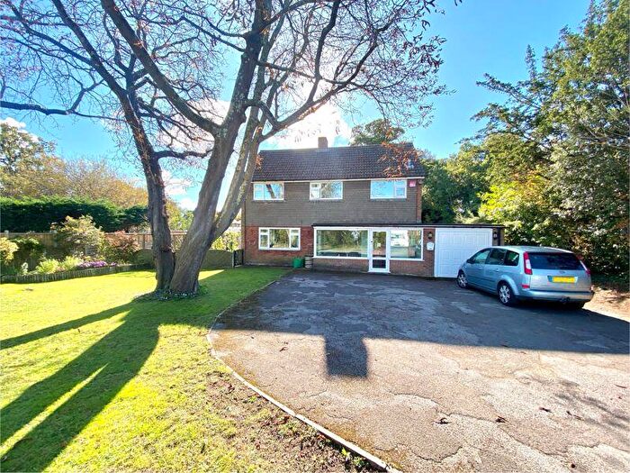 4 Bedroom Detached House For Sale In Kiln Road, Fareham, PO16