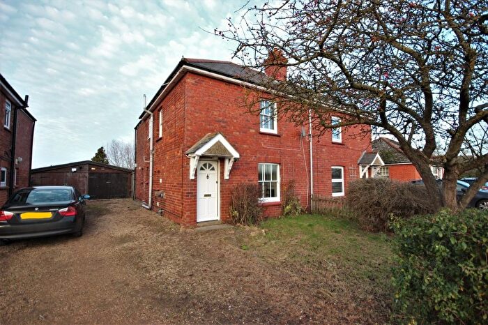 3 Bedroom Semi-Detached House To Rent In Steventon Road, East Hanney, Oxfordshire, OX12