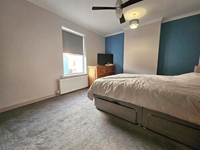 2 Bedroom Semi-Detached House For Sale In Granville Street, Gloucester, GL1