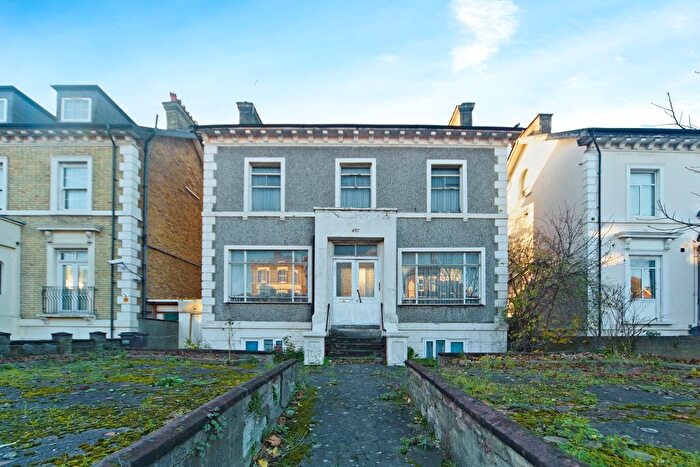 6 Bedroom Detached House For Sale In London Road, Croydon, CR0