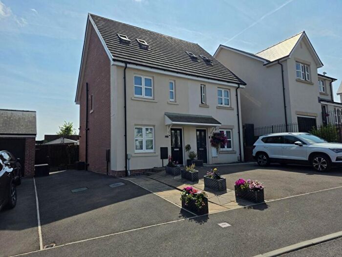 3 Bedroom Semi-Detached House For Sale In Maindiff Drive, Llantilio Pertholey, Abergavenny, NP7