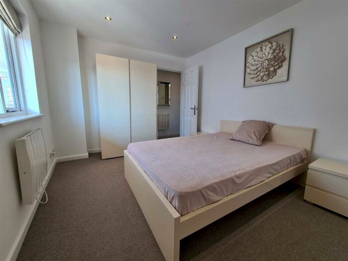 1 Bedroom Flat To Rent In Lantern Court, High Street, Ely, CB7