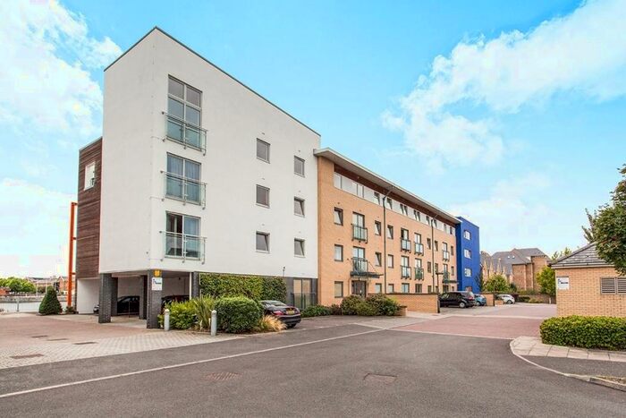 2 Bedroom Flat To Rent In Watersmeet, St. Marys Island, Chatham, Kent, ME4