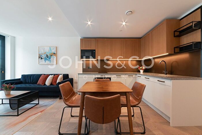 Studio To Rent In Boxwood Gardens, London Dock, London, E1W