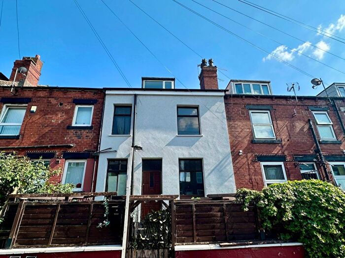 2 Bedroom Terraced House To Rent In Strathmore Avenue, Leeds, LS9