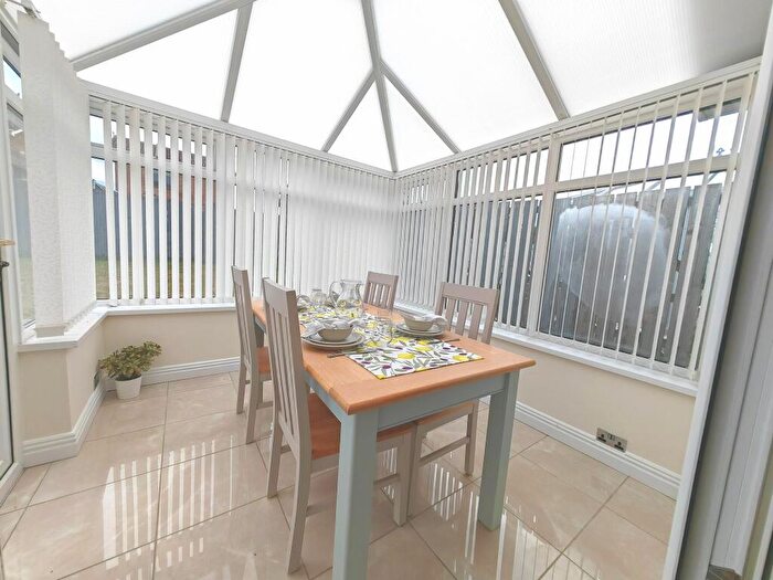 2 Bedroom Detached Bungalow For Sale In North Drive, Hebburn, NE31