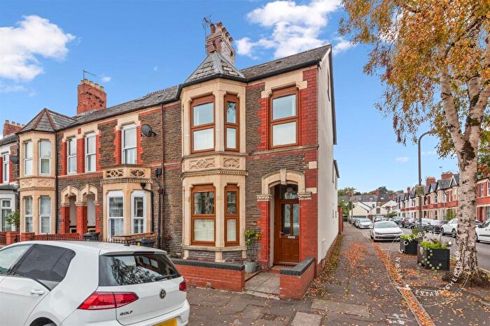 4 Bedroom End Of Terrace House For Sale In Llanfair Road, Pontcanna, Cardiff, CF11