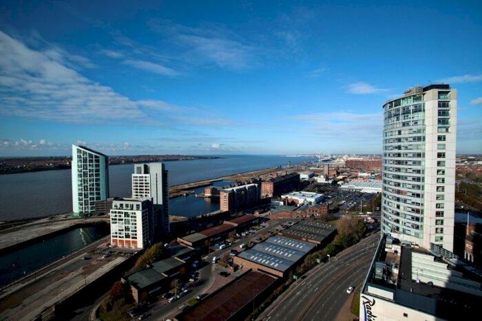 2 Bedroom Apartment To Rent In West Tower, Brook Street, Liverpool, L3